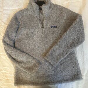 Patagonia fuzzy quarter zip size M